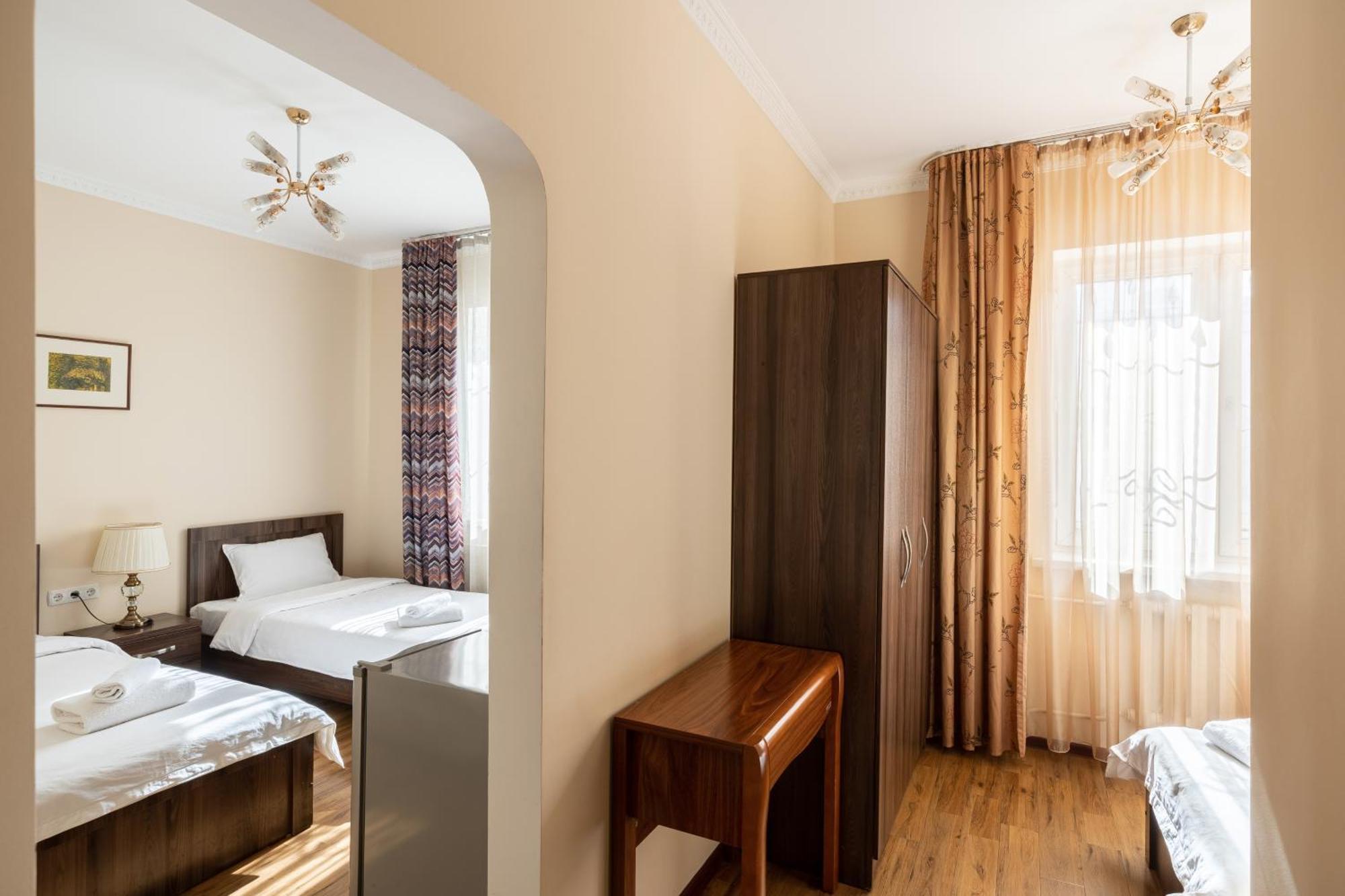 Soluxe Hotel Bişkek Dış mekan fotoğraf