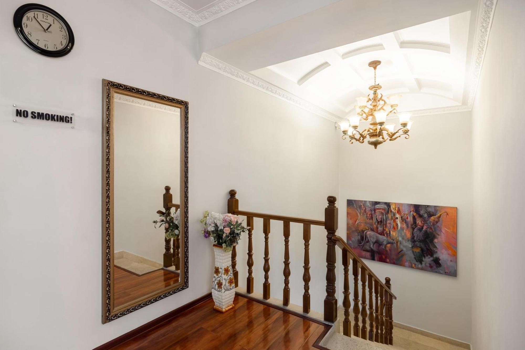 Soluxe Hotel Bişkek Dış mekan fotoğraf