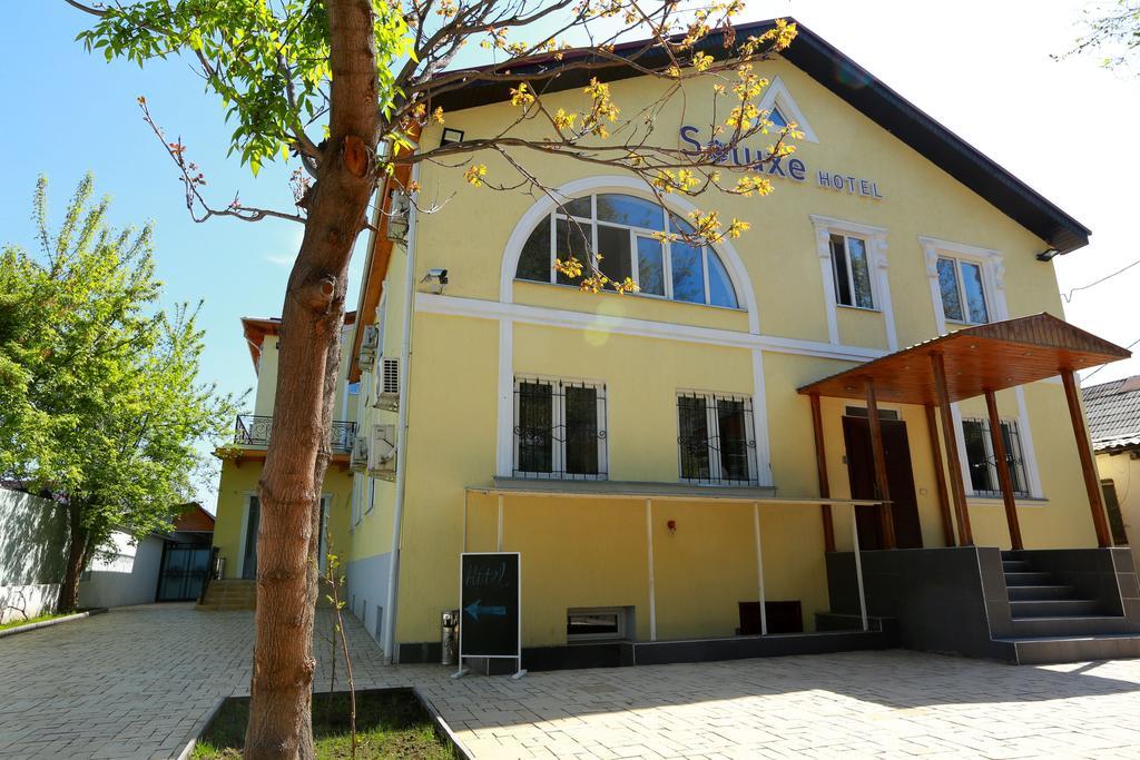 Soluxe Hotel Bişkek Dış mekan fotoğraf