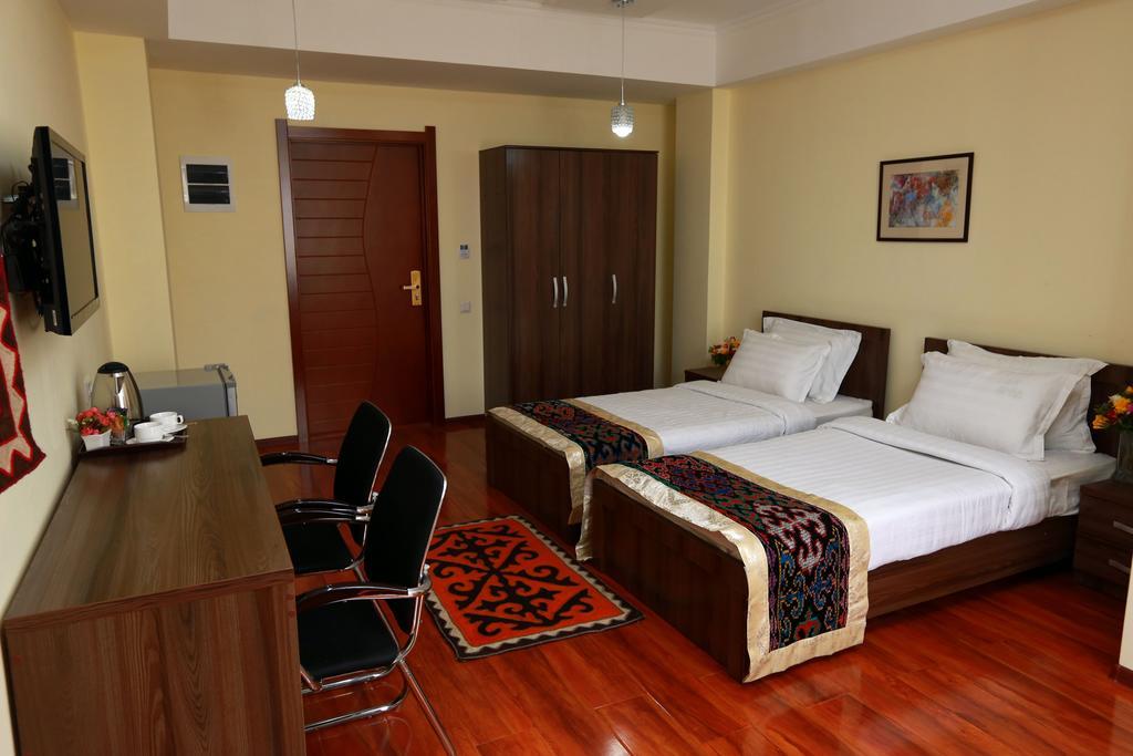 Soluxe Hotel Bişkek Dış mekan fotoğraf